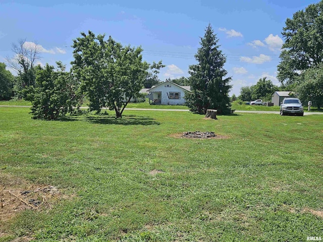 75 N County Road 830 N, Mendon, IL 62351 - view of grassy yard