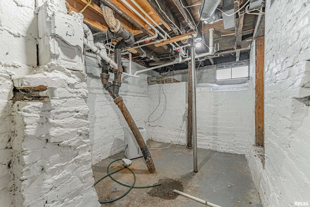 1231 Pulaski St, Lincoln, IL 62656 - view of unfinished basement