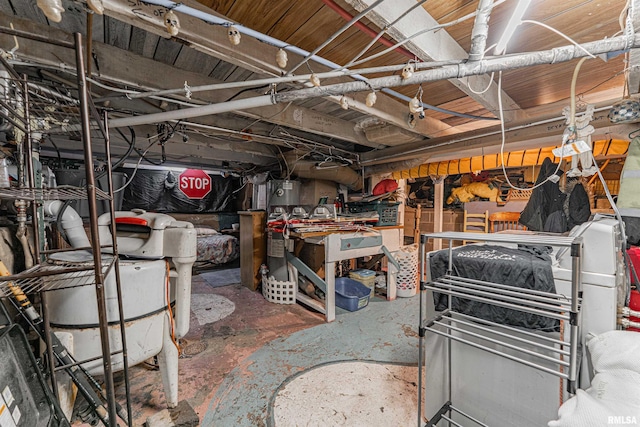 1214 Pekin St, Lincoln, IL 62656 - view of basement