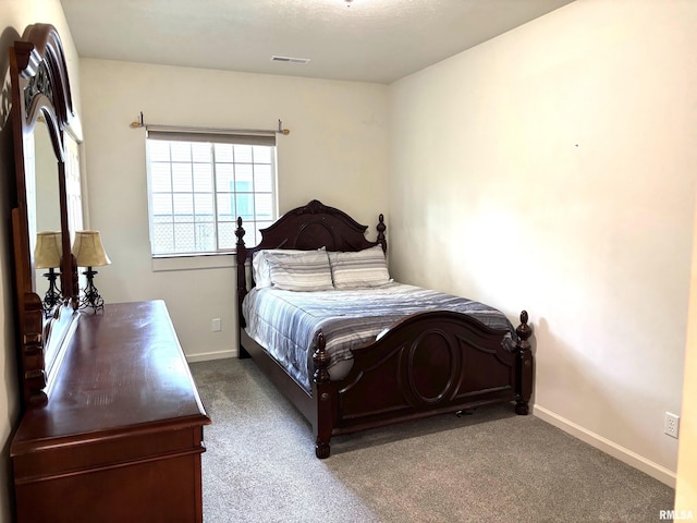 4317 Harvard Dr, Springfield, IL 62712 - carpeted bedroom with baseboards