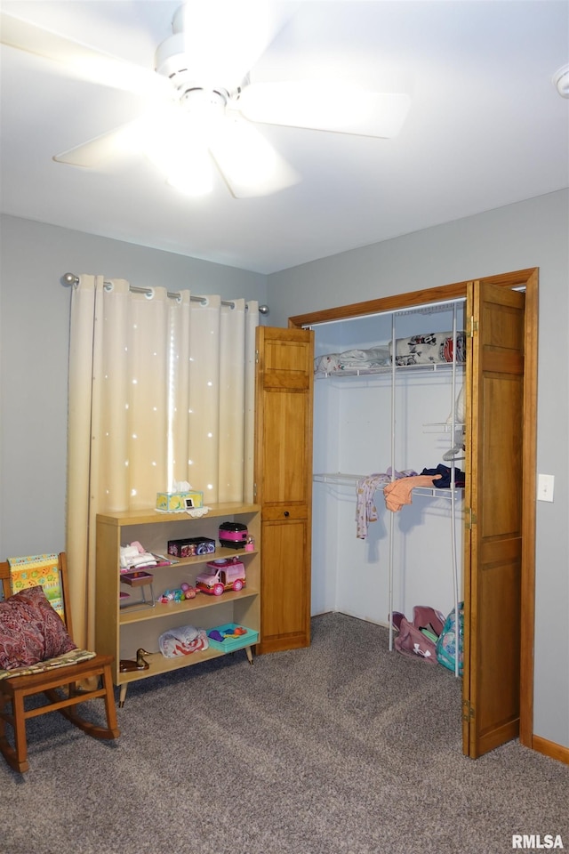 1156 Russell Ave, Galesburg, IL 61401 - carpeted bedroom with a closet