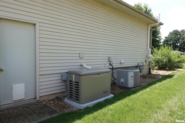 1156 Russell Ave, Galesburg, IL 61401 - exterior view of a power unit