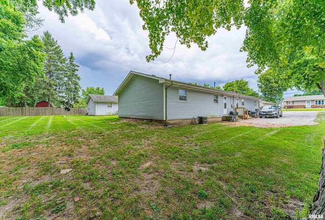 64 Gavin St, Lincoln, IL 62656 - rear view of house