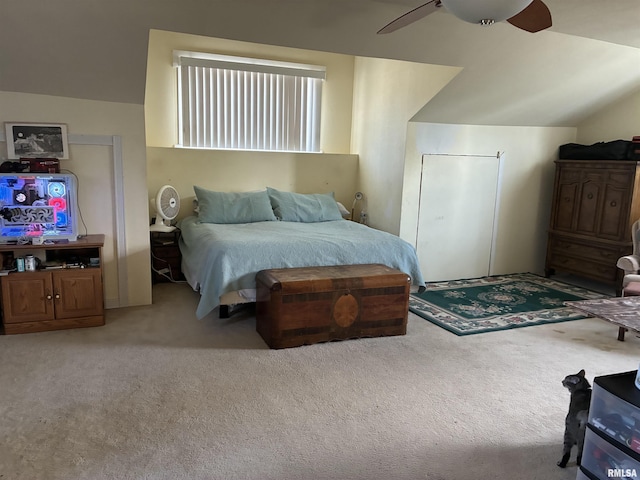 700 S 20th St, Quincy, IL 62301 - carpeted bedroom with a ceiling fan and vaulted ceiling