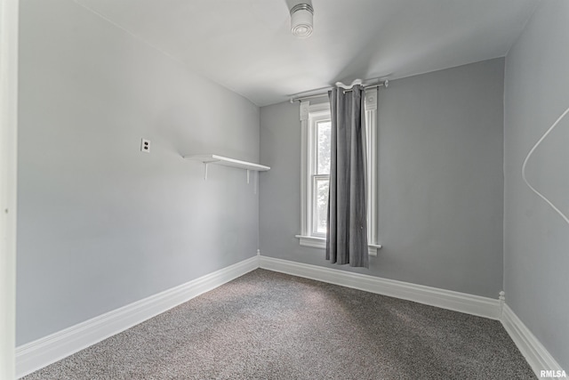 418 E Cooke St, Mount Pulaski, IL 62548 - unfurnished room with carpet flooring