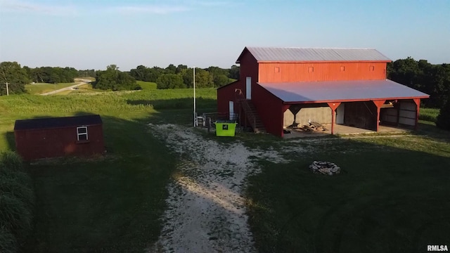 42060 County Highway 10, Nebo, IL 62355 - view of stable