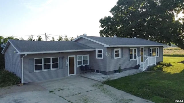 42060 County Highway 10, Nebo, IL 62355 - ranch-style home with a front yard and roof with shingles