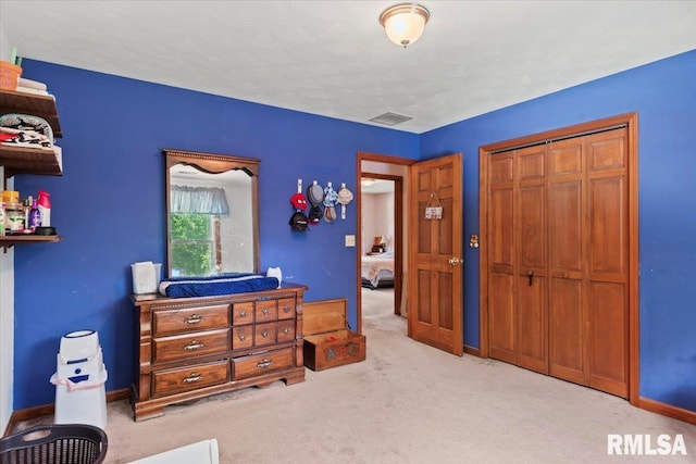 1420 Weston Pointe Dr, Springfield, IL 62704 - bedroom with carpet flooring and a closet