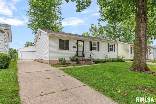 1811 Fairfield Dr, Springfield, IL 62702 - photo 1