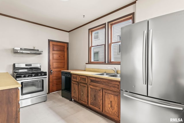 417 E Keys Ave, Springfield, IL 62702 - kitchen featuring appliances with stainless steel finishes, exhaust hood, crown molding, and light countertops