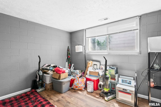2208 E Black Ave, Springfield, IL 62702 - view of storage room