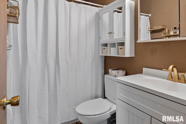 84 Chukar Dr, Chatham, IL 62629 - bathroom featuring vanity and a shower with shower curtain