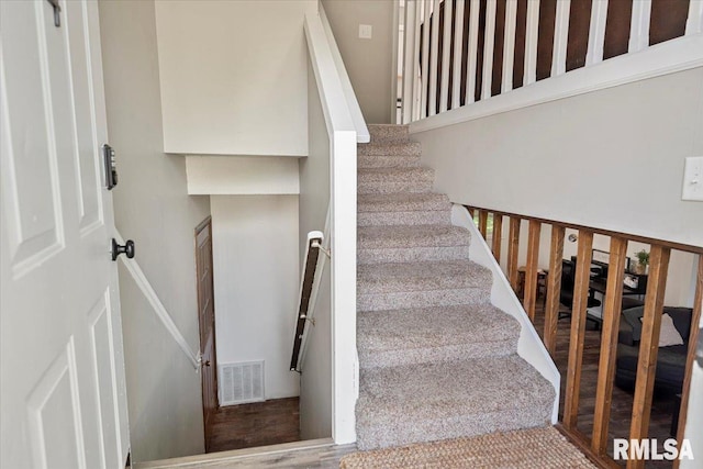 84 Chukar Dr, Chatham, IL 62629 - view of stairway