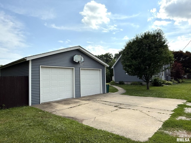 833 Willard St, Galesburg, IL 61401 - view of detached garage