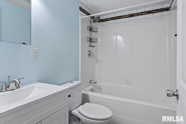 3132 S 4th St, Springfield, IL 62703 - full bath featuring bathing tub / shower combination, vanity, and a textured ceiling