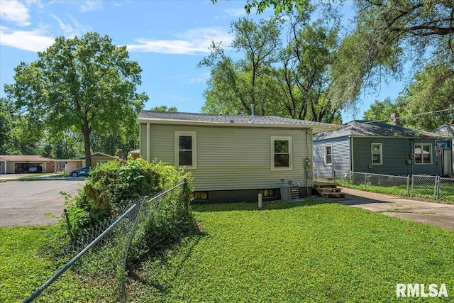 3132 S 4th St, Springfield, IL 62703 - rear view of property