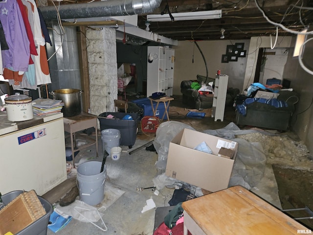 426 N Hamilton St, Lincoln, IL 62656 - view of unfinished below grade area