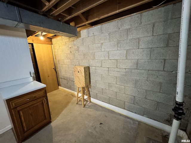 1275 Sunview Dr, Canton, IL 61520 - unfinished basement with concrete block wall