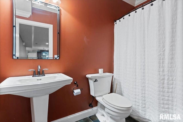 4408 Foxhall Ln, Springfield, IL 62711 - full bathroom featuring curtained shower