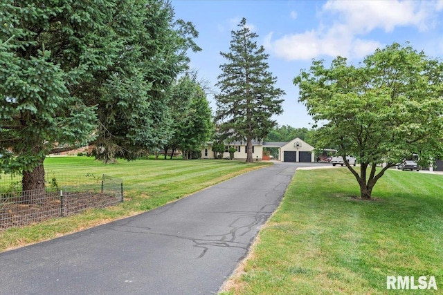 14 Beachview Ln, Springfield, IL 62712 - obstructed view of property featuring a detached garage