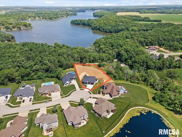 2004 Grants Pond, Chatham, IL 62629 - view of property location featuring a large body of water, property parcel outlined, and nearby suburban area