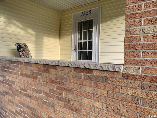 1325 W College Ave, Jacksonville, IL 62650 - photo 4