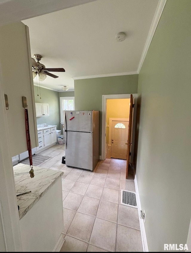 422 Johnson St, Carlinville, IL 62626 - photo 15