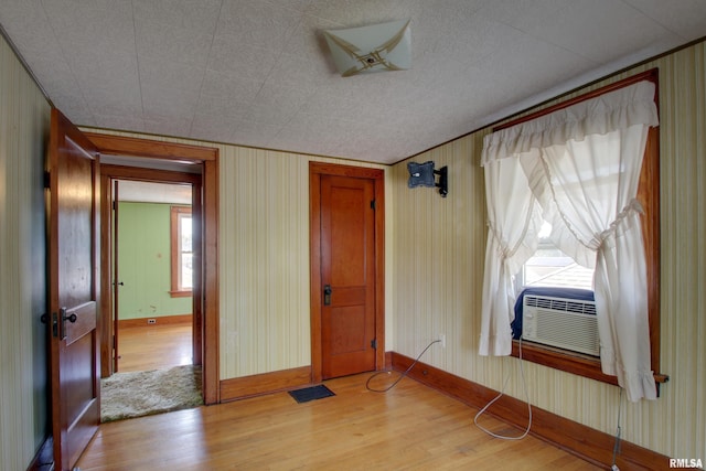 2716 Elm St, Quincy, IL 62301 - unfurnished room with light wood-type flooring