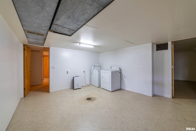 2700 Northridge Dr, Quincy, IL 62301 - finished basement featuring washer and dryer