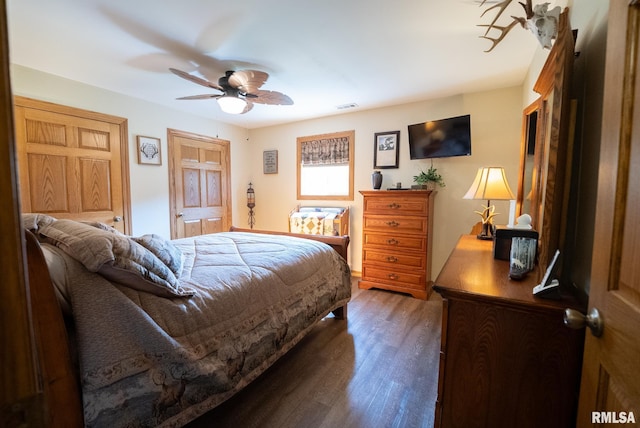 23490 E Maple Rd, Bluford, IL 62814 - bedroom with wood finished floors and a ceiling fan