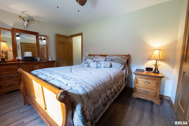 23490 E Maple Rd, Bluford, IL 62814 - bedroom featuring wood finished floors and ceiling fan