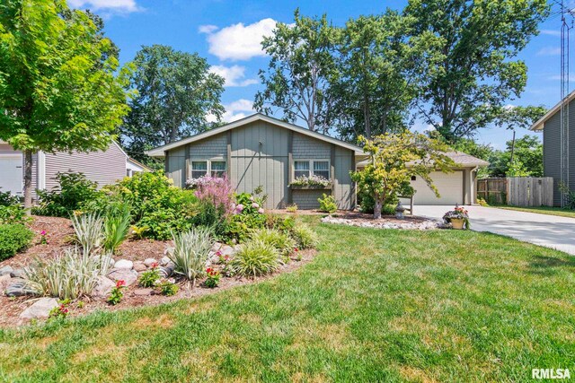 645 Deerfield Rd, Chatham, IL 62629 - photo 1