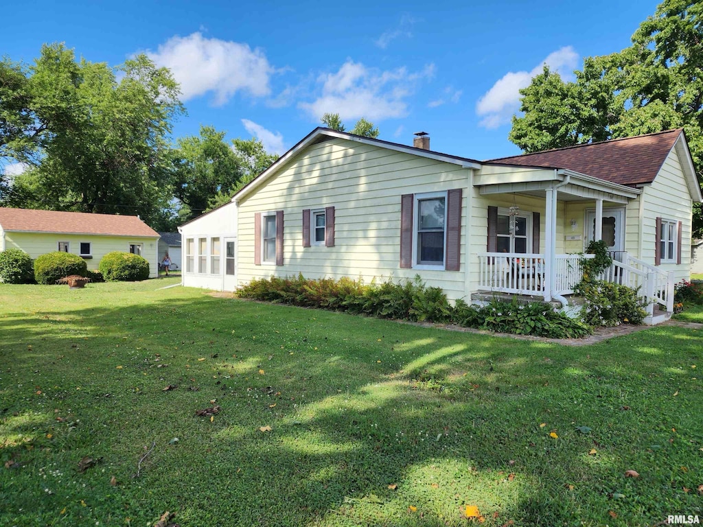 104 W Madison St, Auburn, IL 62615 - photo 1