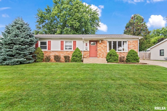 79 Locksley Ln, Springfield, IL 62704 - photo 1