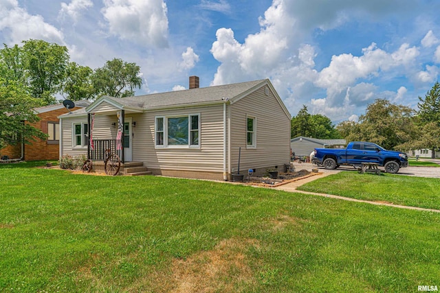 902 S Spring St, Mount Pulaski, IL 62548 - photo 3