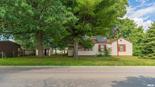 327 S Sangamon St, Lincoln, IL 62656 - photo 2