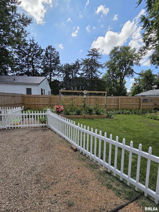 1329 W Main St, Galesburg, IL 61401 - photo 13