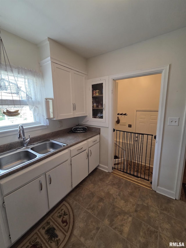 1329 W Main St, Galesburg, IL 61401 - photo 34