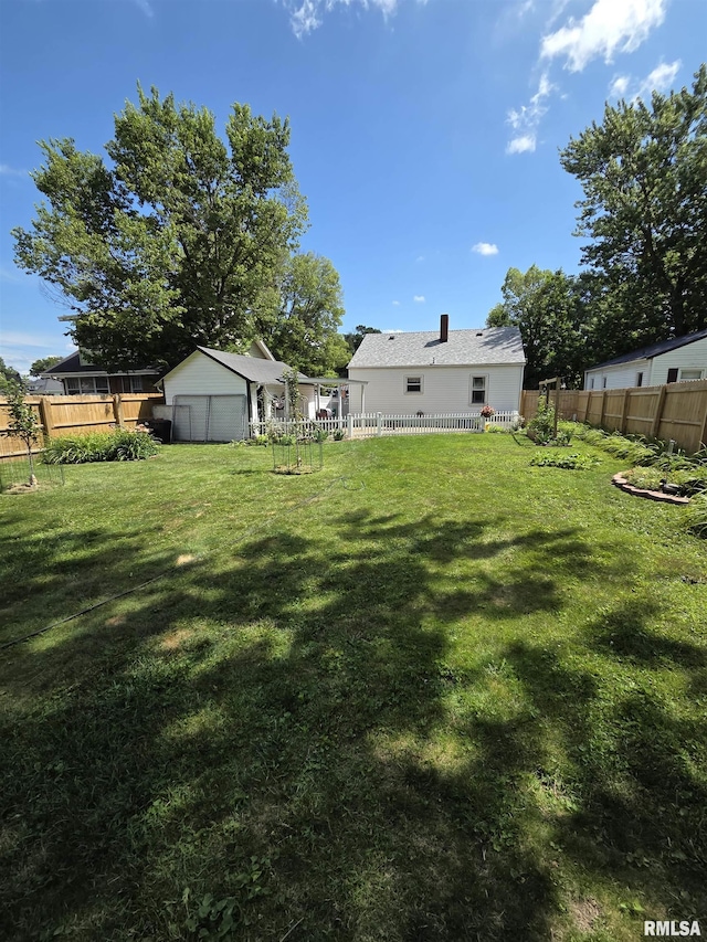 1329 W Main St, Galesburg, IL 61401 - photo 8