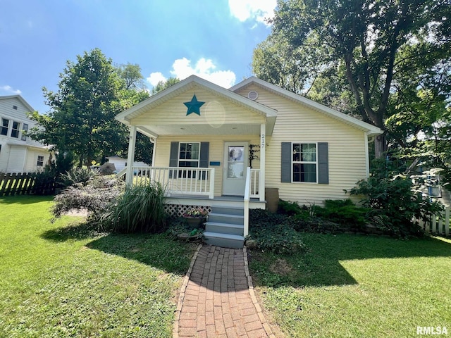 217 S 9th St, Petersburg, IL 62675 - photo 2