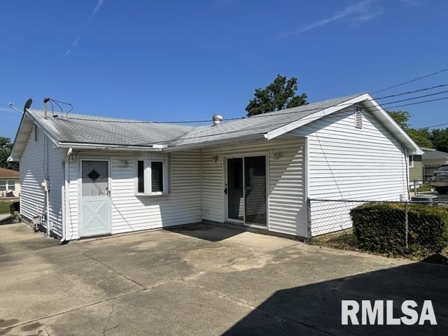 38 Reeder Dr, Decatur, IL 62521 - photo 16