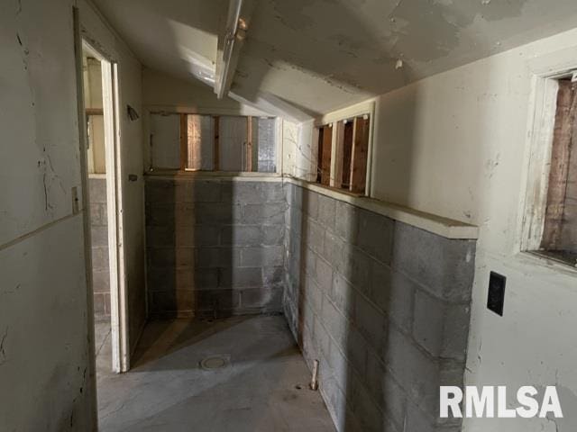 38 Reeder Dr, Decatur, IL 62521 - photo 22