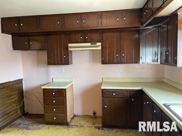 38 Reeder Dr, Decatur, IL 62521 - photo 5