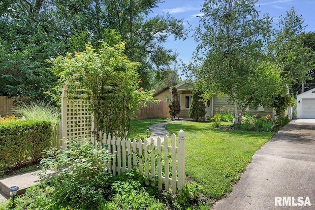 2541 Holmes Ave, Springfield, IL 62704 - photo 3