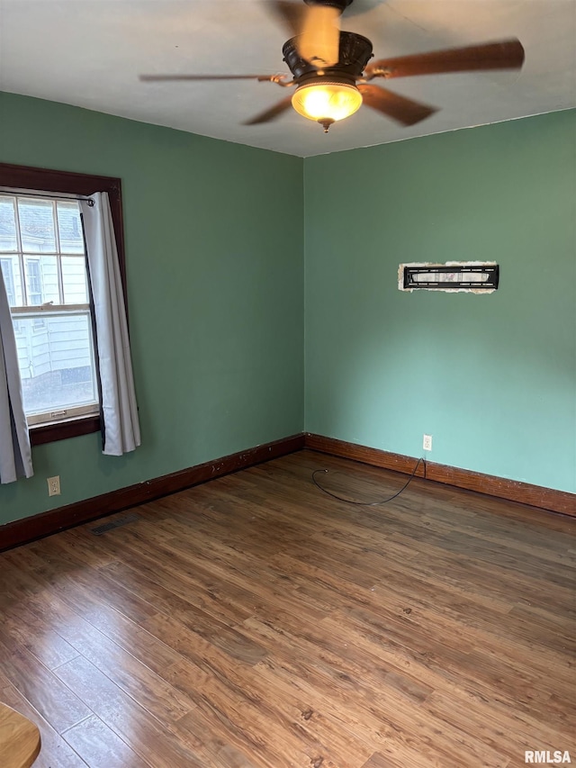 524 Henry St, Jacksonville, IL 62650 - photo 4