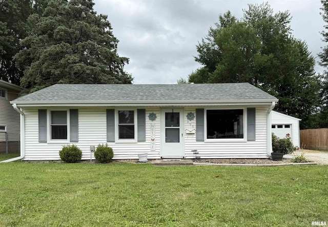 899 Lawrence Ave, Galesburg, IL 61401 - photo 1