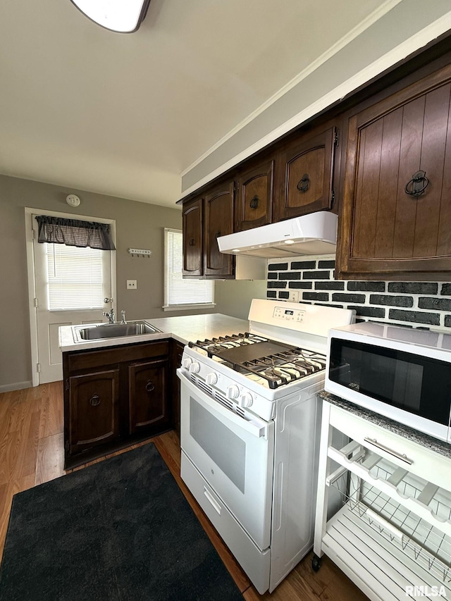 899 Lawrence Ave, Galesburg, IL 61401 - photo 16