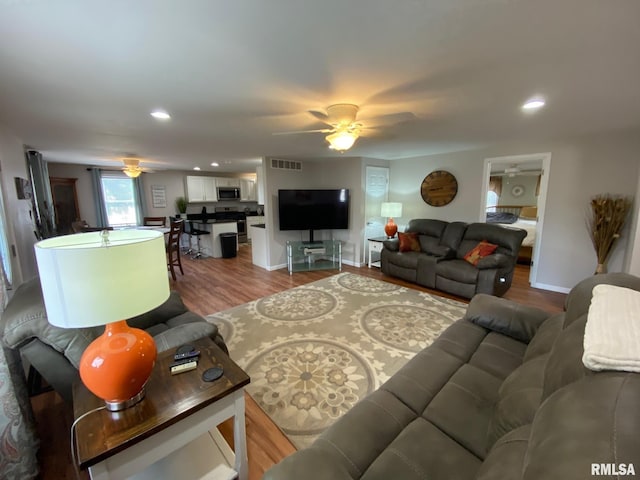 156 W Adams St, Greenview, IL 62642 - photo 14