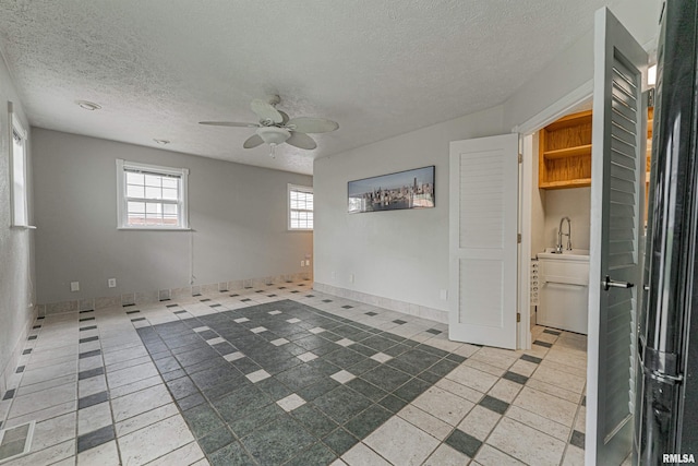 429 S Kickapoo St, Lincoln, IL 62656 - photo 21