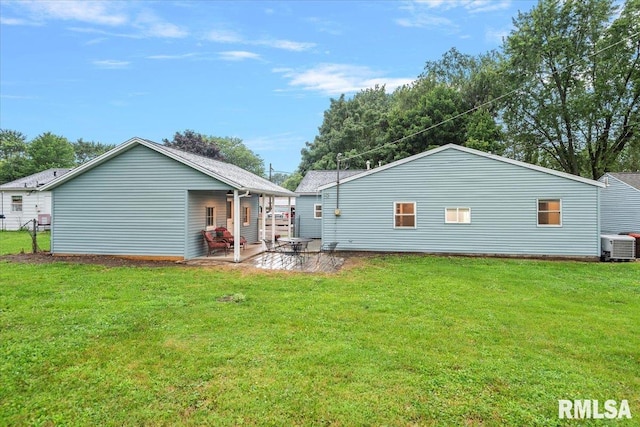 1028 N State St, Lincoln, IL 62656 - photo 37